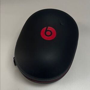 Beats by Dre Black and Red Over-Ear Headphone Case preowned